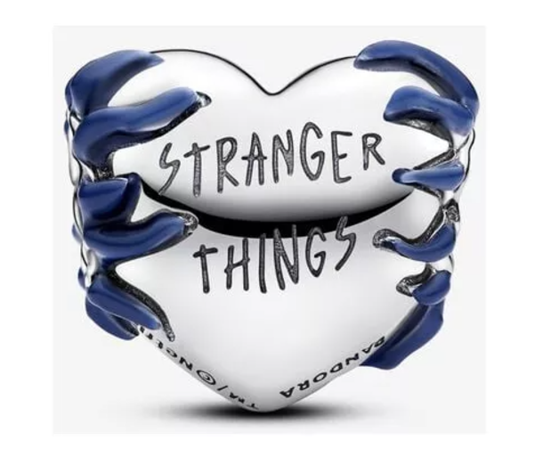 Charm corazon de stranger things