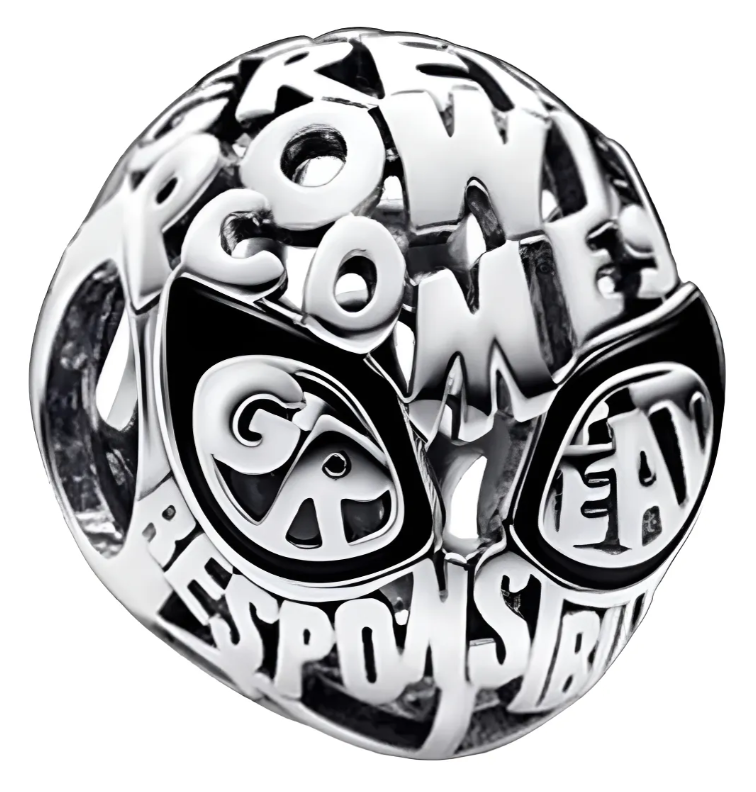 charm spiderman cabeza