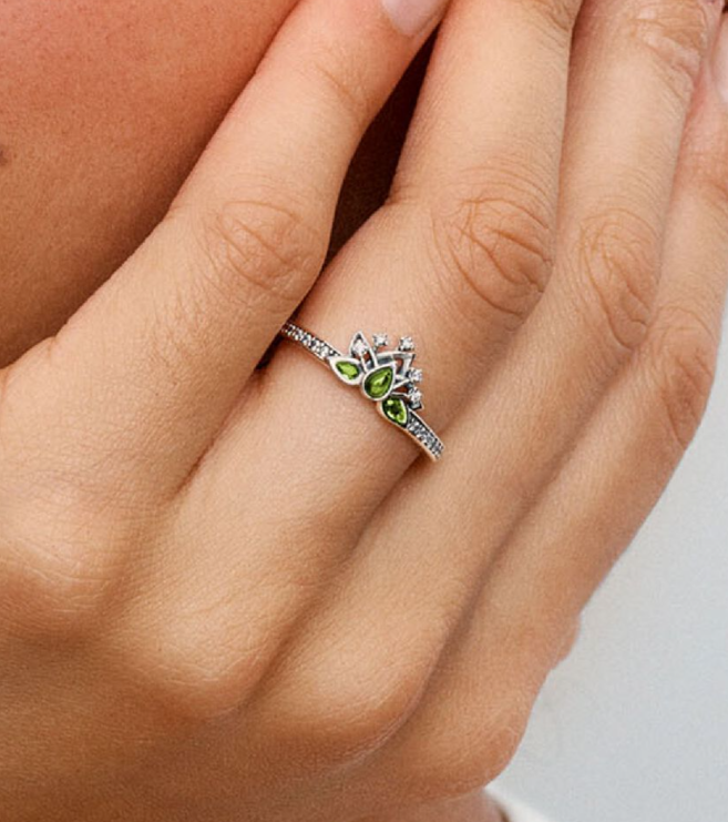 Anillo tiana tiara