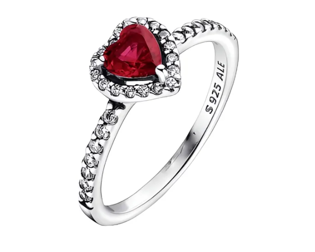 Anillo corazon rojo elevado