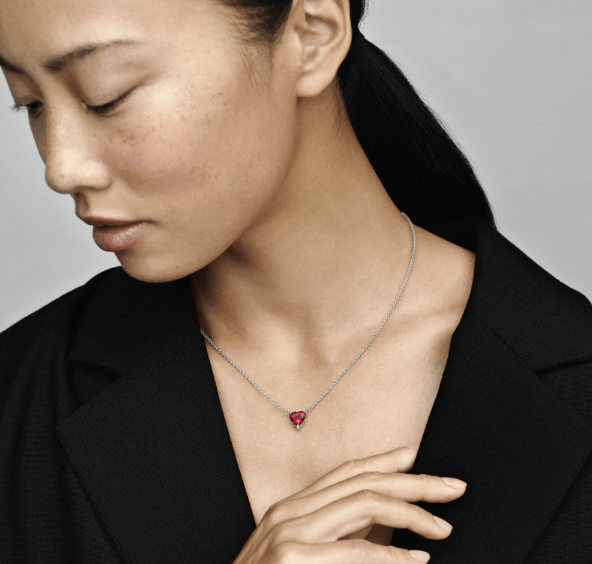 Collar corazon rojo